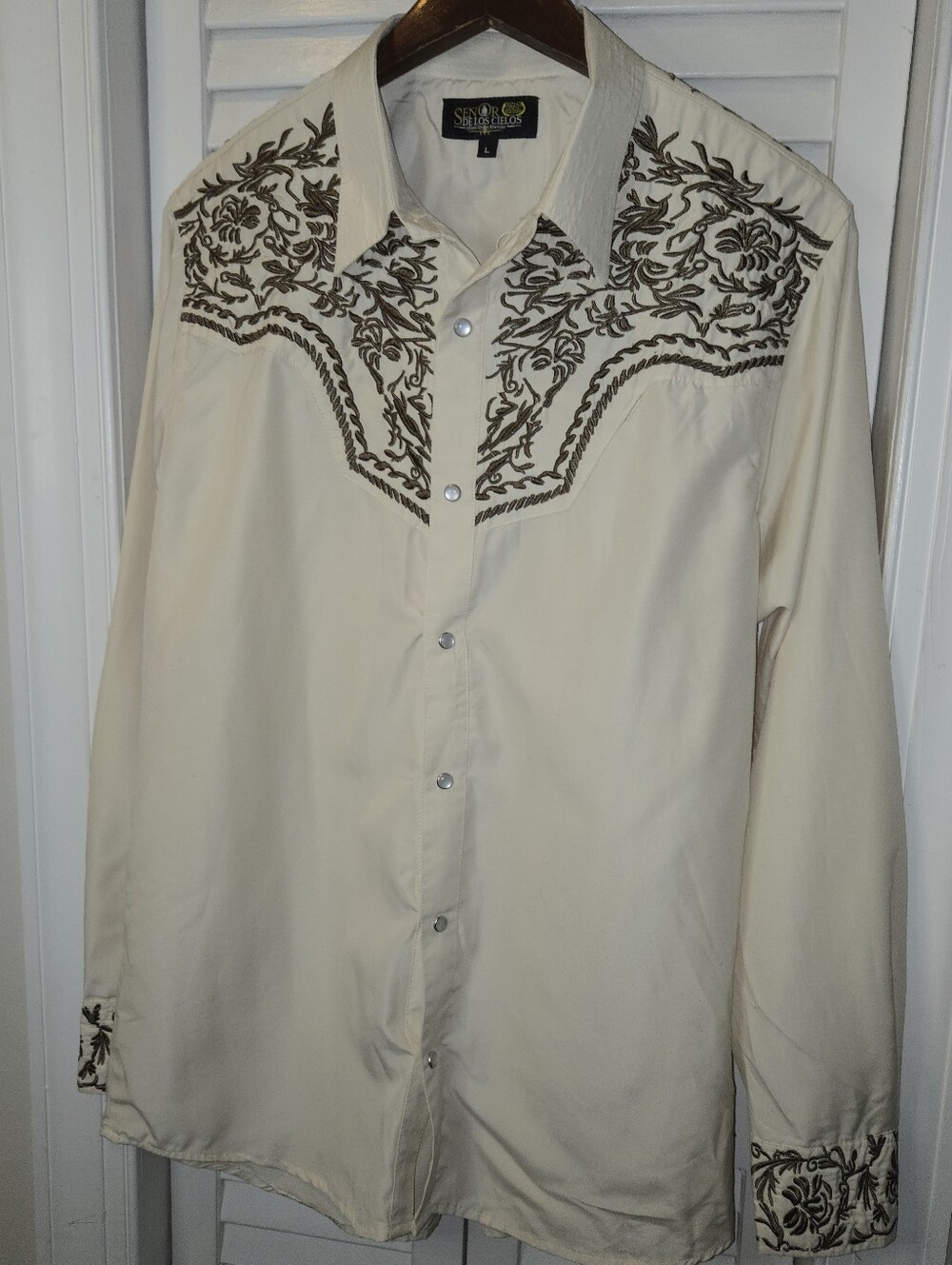 Senor de los Cielos Mens L Embroidered Western Shirt Cream Floral Pearl Snap Vaq